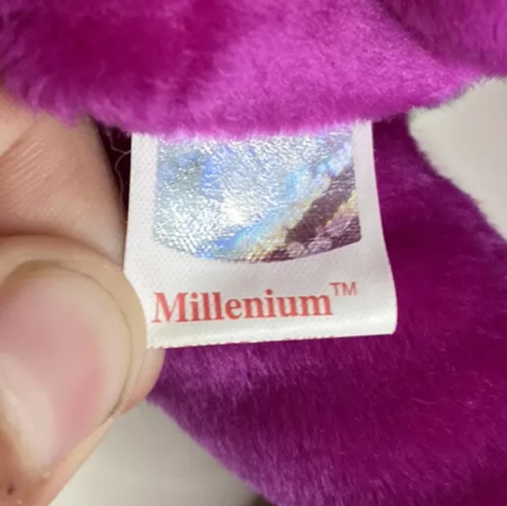 Vintage TY Beanie Babies 1999 Millennium Mispelled “Millenium” RARE With Tag - Picture 9 of 10